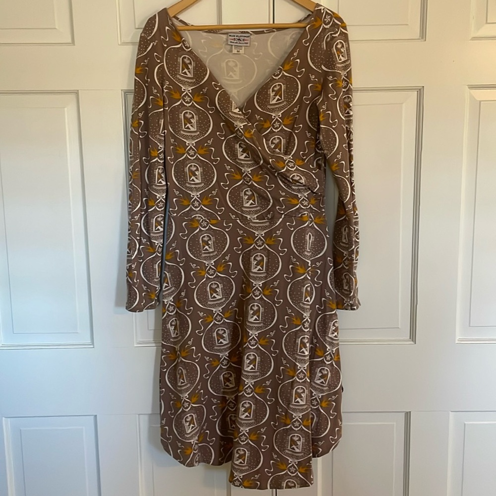 NWOT - Medium - Novelty Print Wrap Style Dress